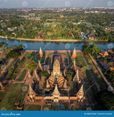  Wat Chaiwatthanaram: โบราณสถานสุดอลังการบนเกาะกลางแม่น้ำ Chao Phraya